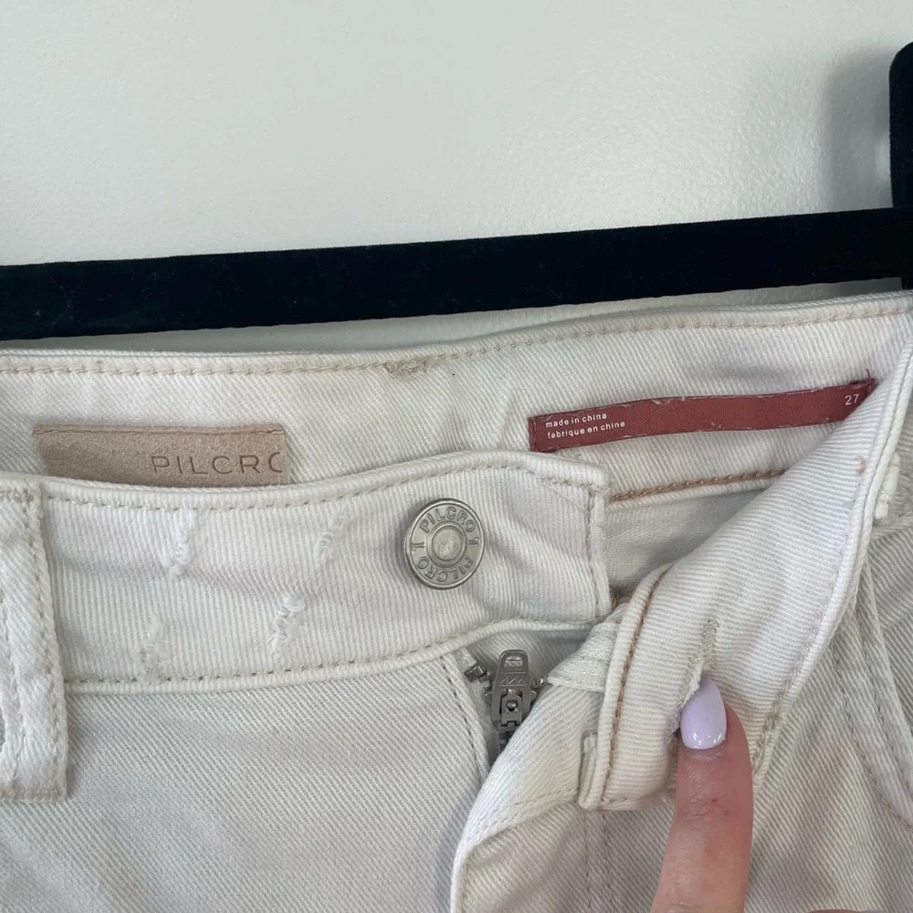 Pilcro Off-White high rise, wide leg jeans, distressed knees, size 27 - Picture 6 of 10